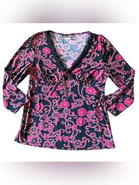Black and Pink Floral Top With Lace Trim